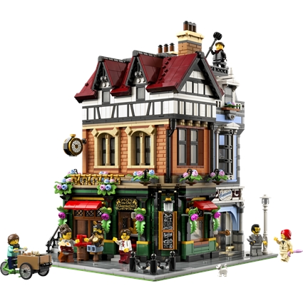 Tudor Corner