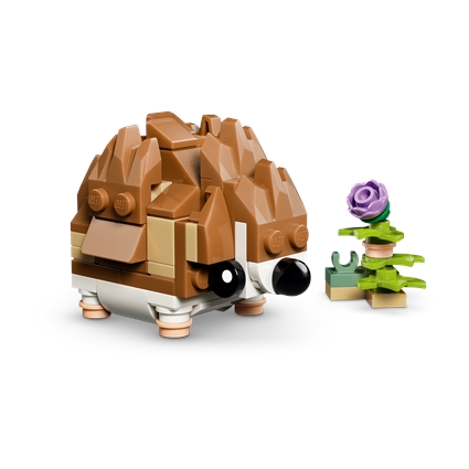 Hamster Adorável com uma Flor