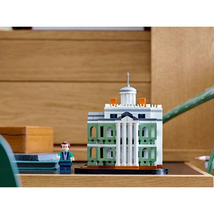 Mini Disney The Haunted Mansion