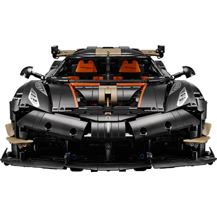 Megacarro Koenigsegg Sadair Spear