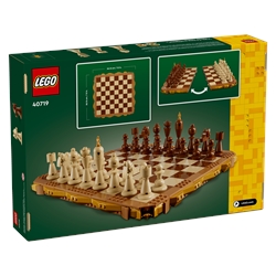 Traditional Chess Set