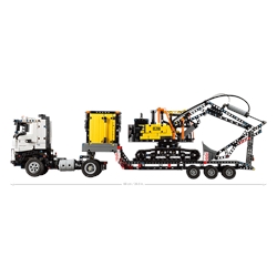 Volvo FMX Truck & EC230 Electric Excavator