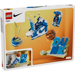Nike Dunk x LEGO